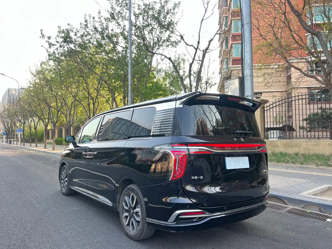 Hongqi HONGQI HQ9