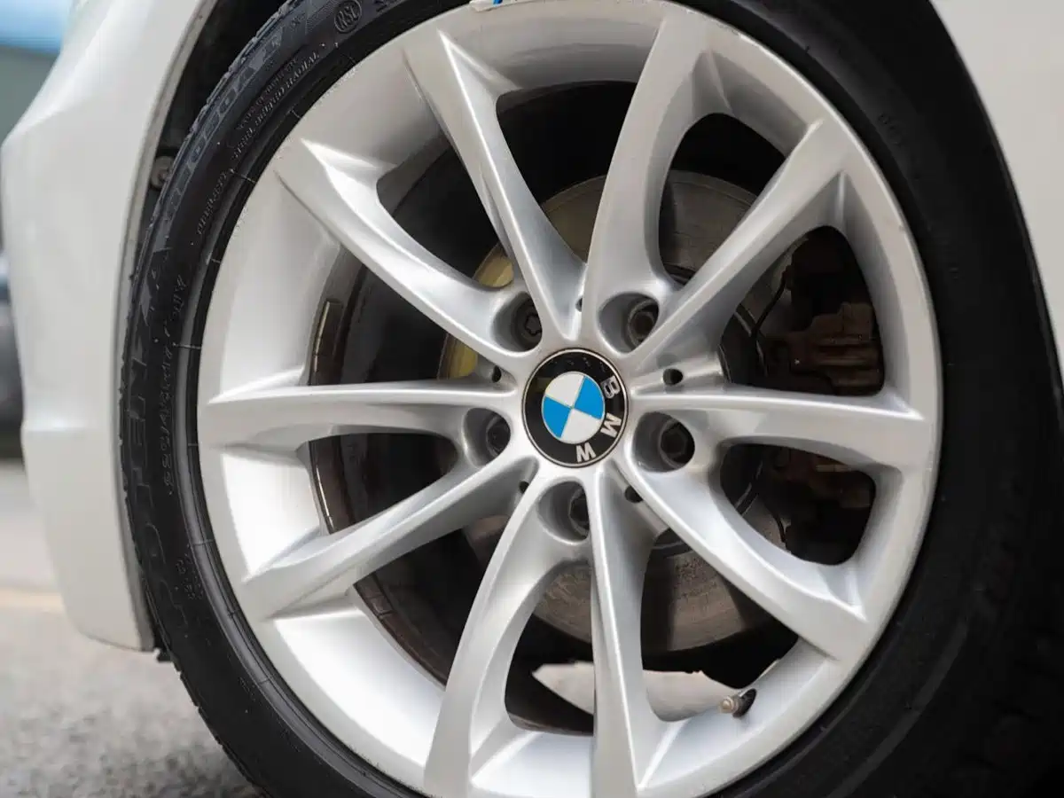 BMW Z4 2015 2013 sDrive20i Leading
