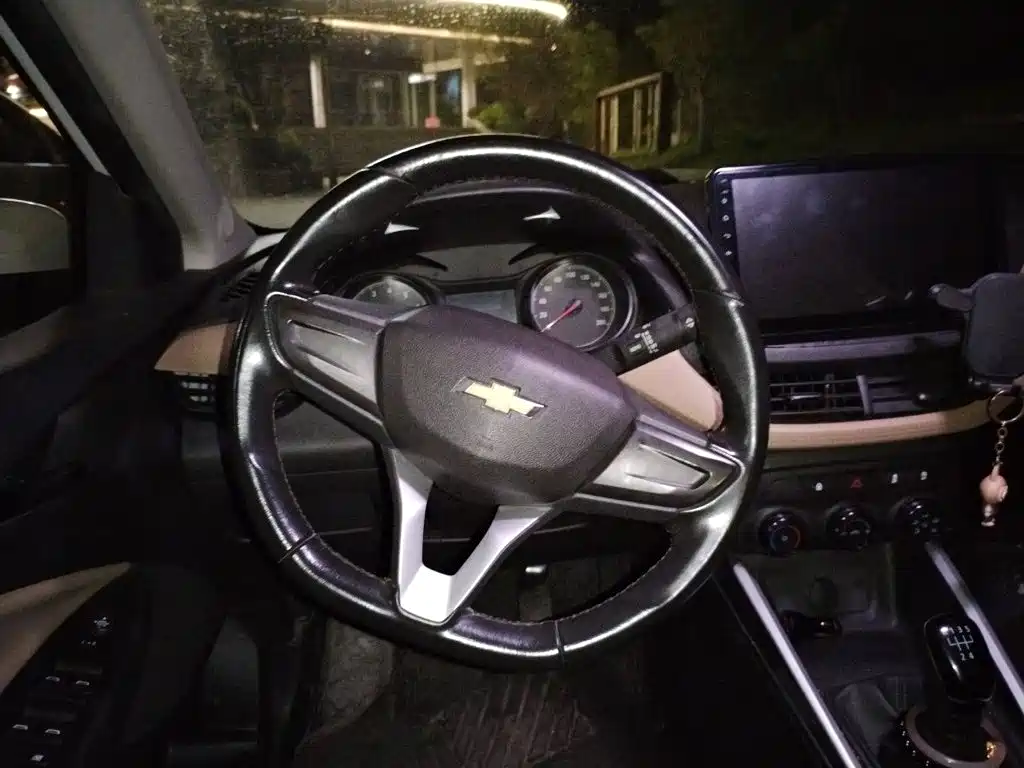 Photo 6 - Chevrolet Cavalier