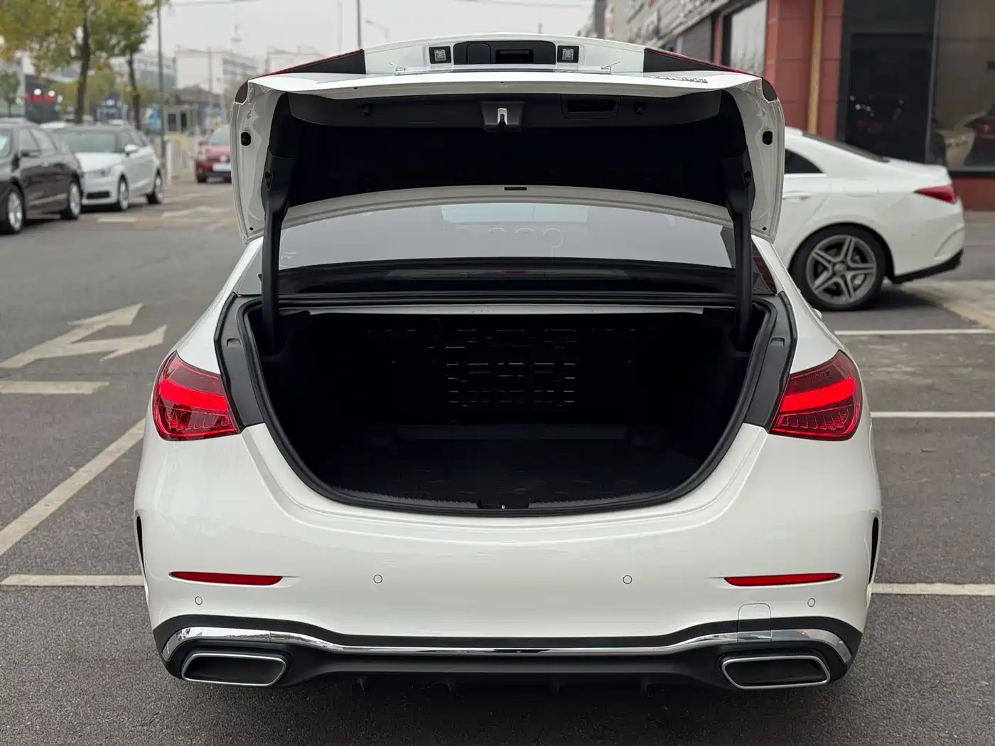 Mercedes-Benz C-Class 2024 Facelift III C 260 L Sport фото 39
