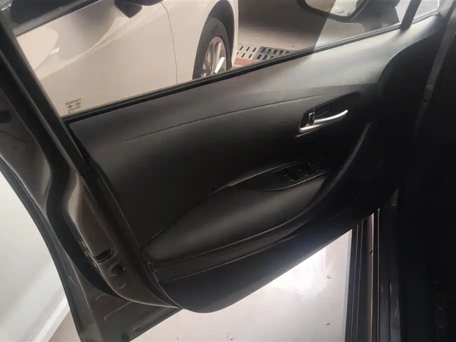 Toyota Corolla 2022 1.2T S-CVT Pioneer PLUS Edition фото 7