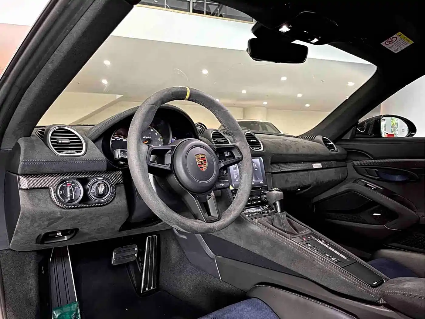 Фото 4 - Porsche 718