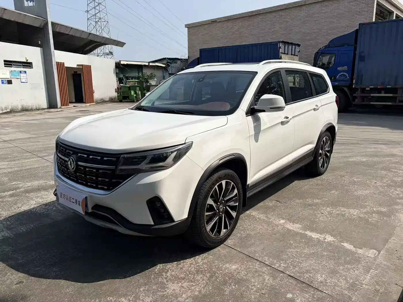Dongfeng Fengxing Fengxing T5L 2019 2019 1.5T CVT Luxury Type 7-seater