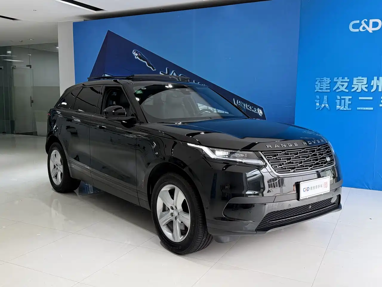 Land Rover Range Rover Velar 2025 S фото 2