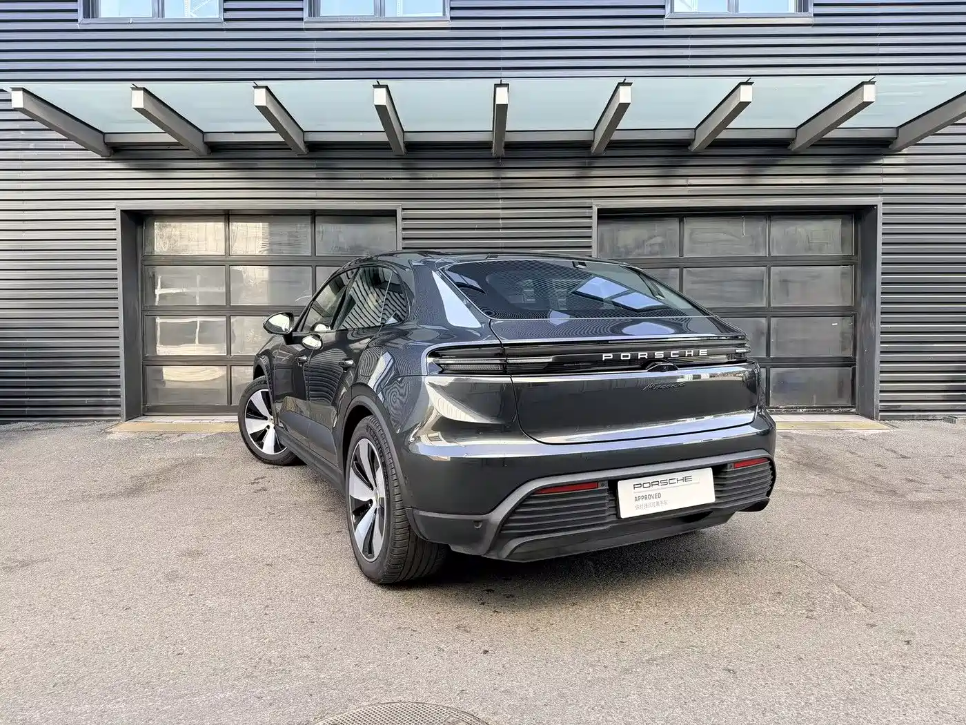 PORSCHE MACAN NEW ENERGY