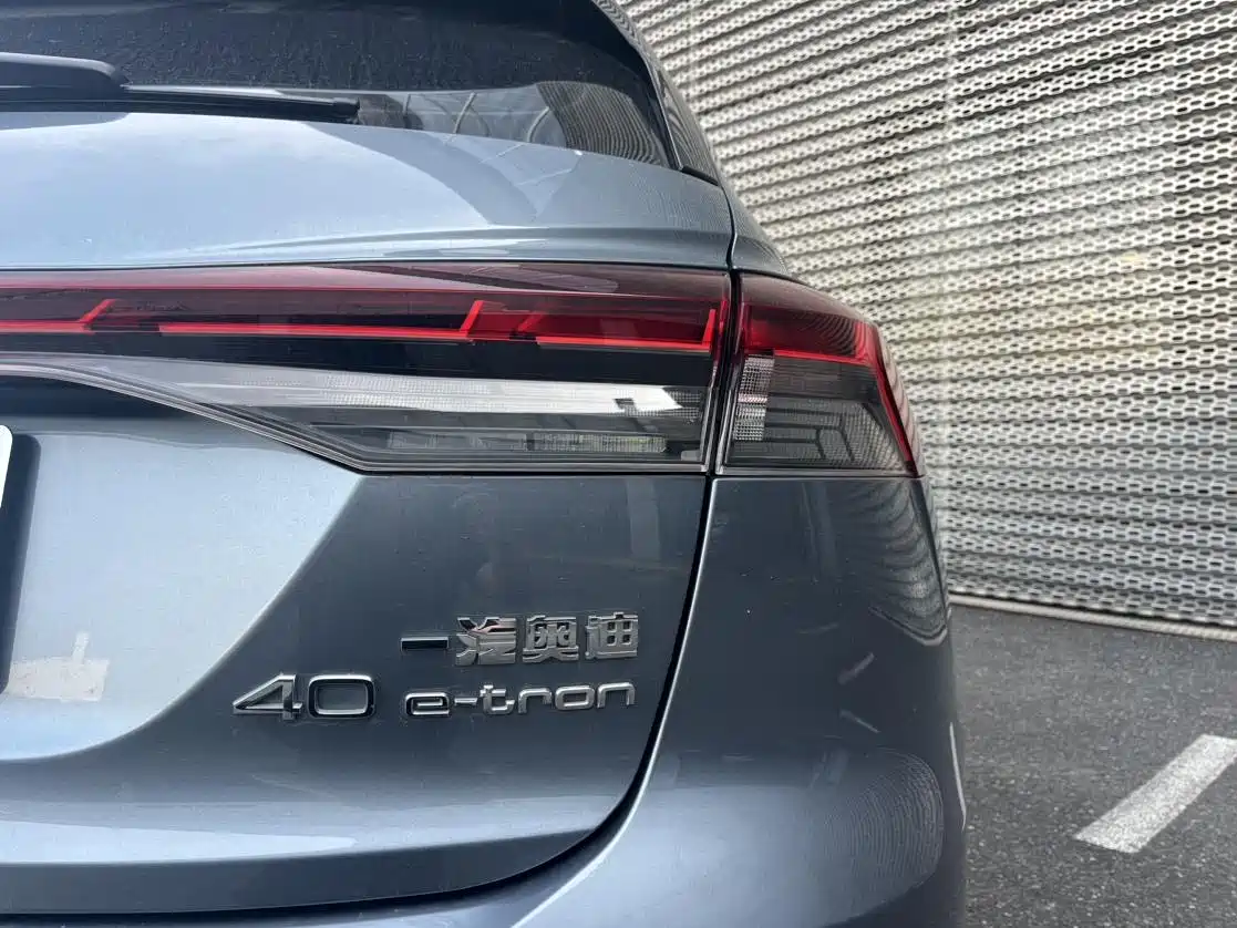 Audi Q4 e-tron 2024 40 e-tron Creation Edition фото 16