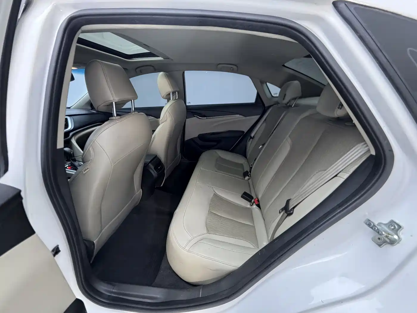 Buick Excelle 2016 15N Automatic Elite фото 20