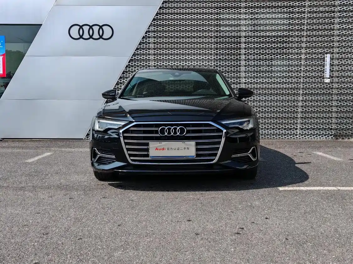 Audi A6L 2023 40 TFSI Luxury Elegance фото 2