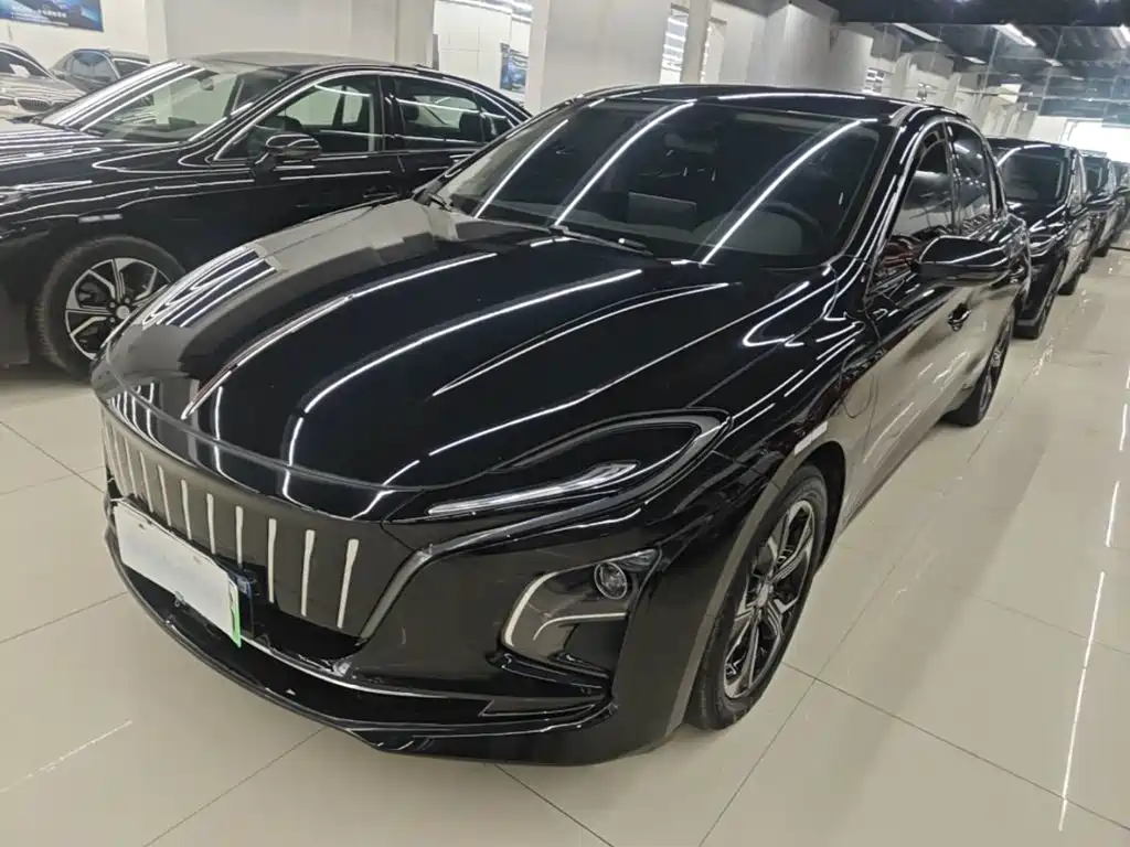 Hongqi E-QM5 2023