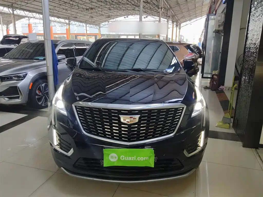 CADILLAC XT5