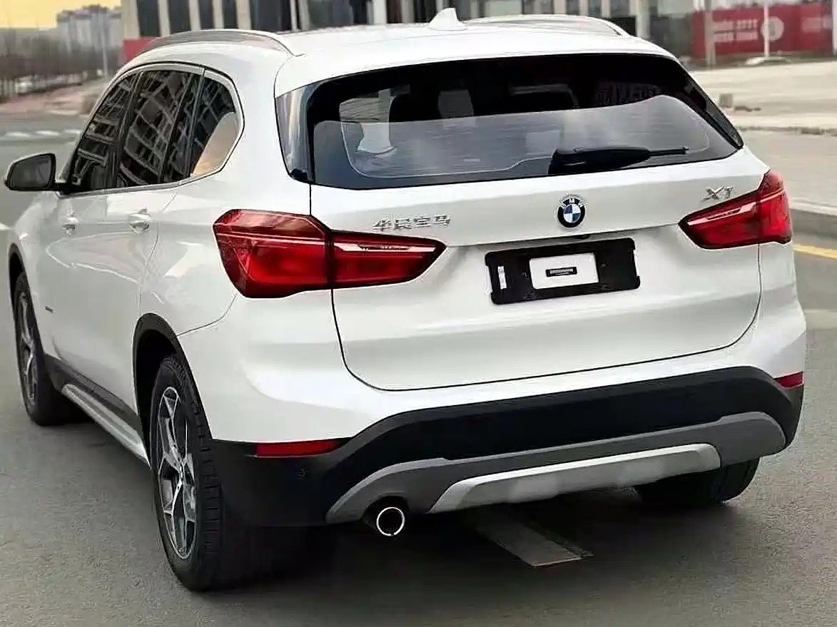 BMW X1 2016 sDrive18Li Fashion Model фото 7