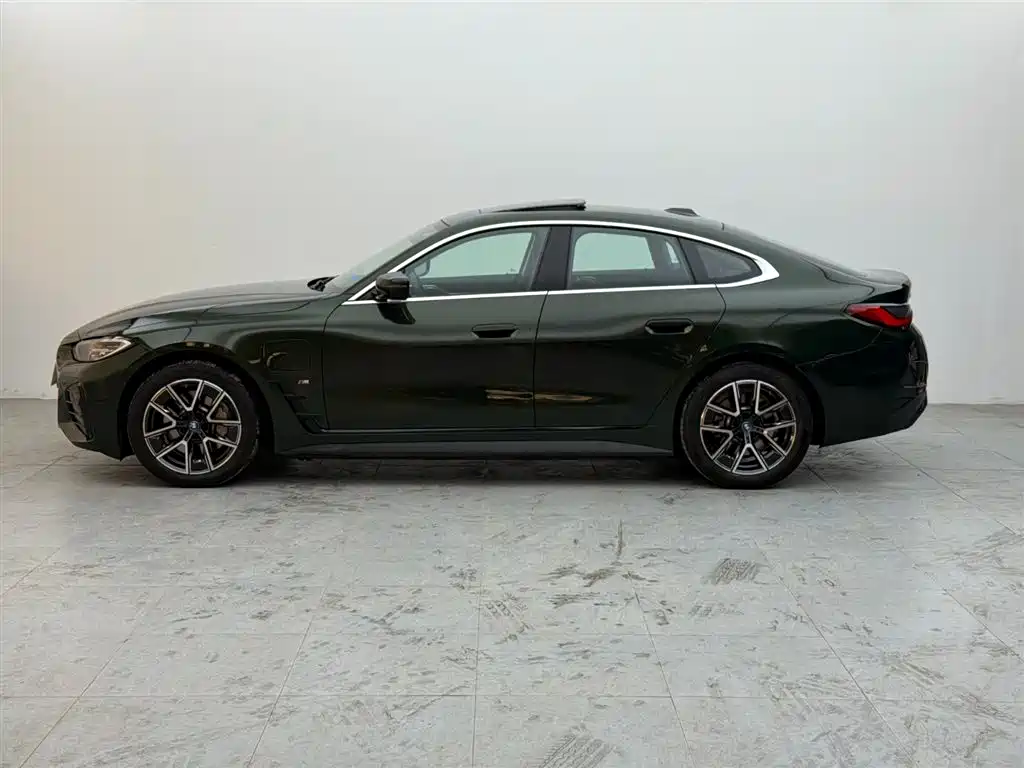 BMW i4 2023 eDrive35 фото 3