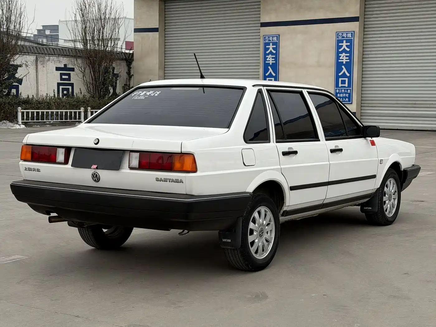 Volkswagen Santana Classic фото 7
