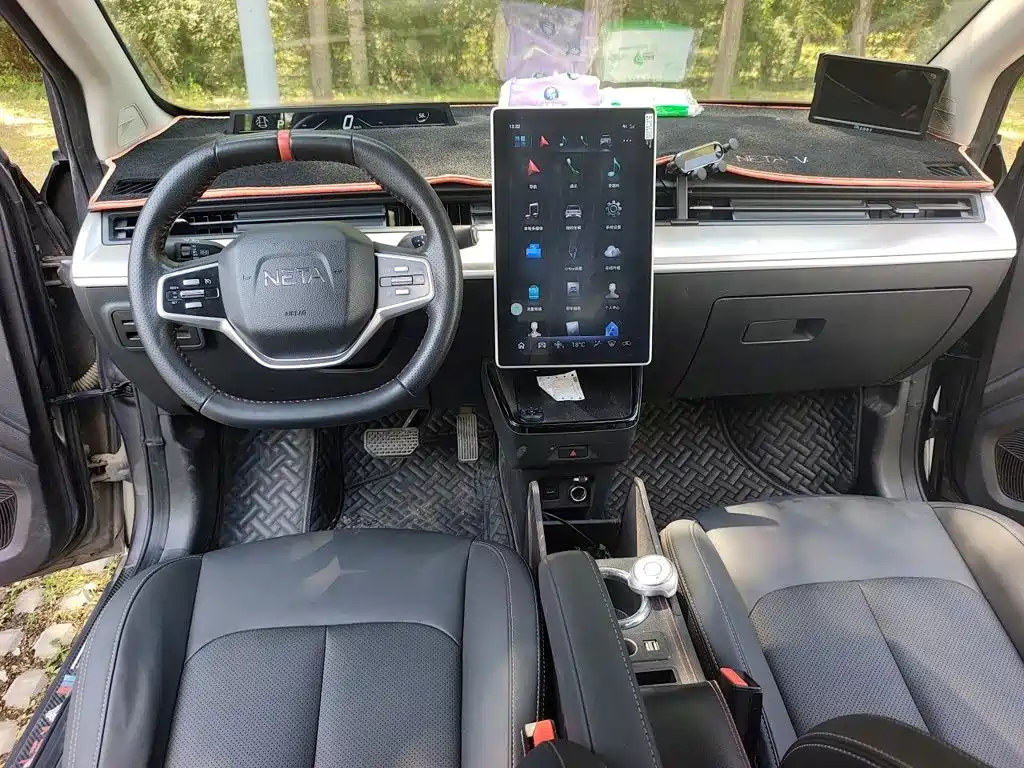 Nezha Auto Nezha V 2021 2021 Long Range Entertainment Upgrade