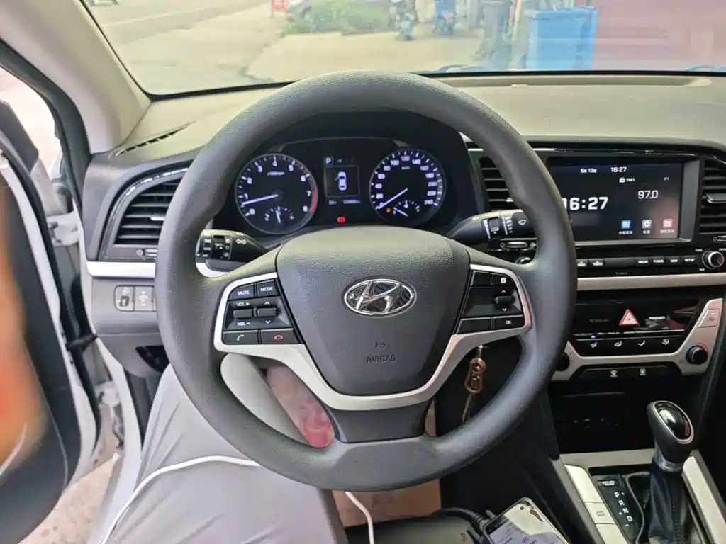 HYUNDAI LEAD