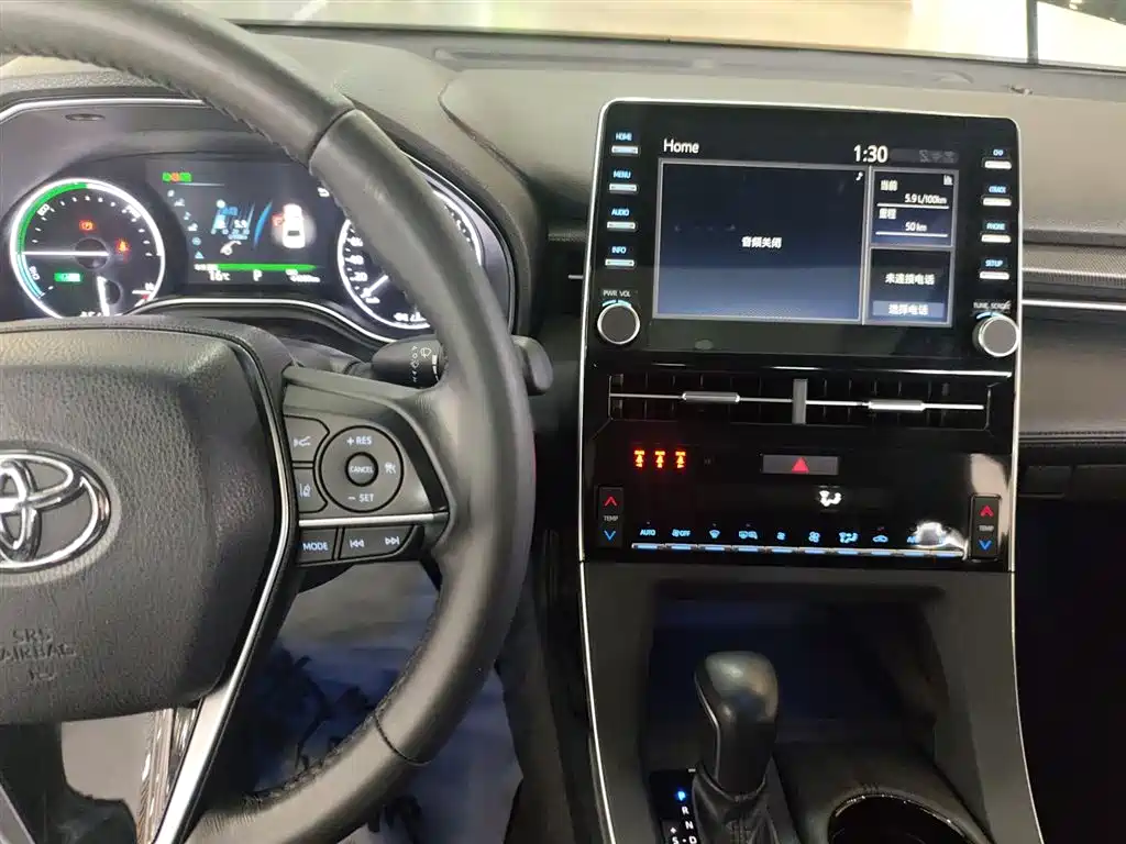 Toyota Avalon 2019 Hybrid 2.5L Luxury Edition China VI фото 13