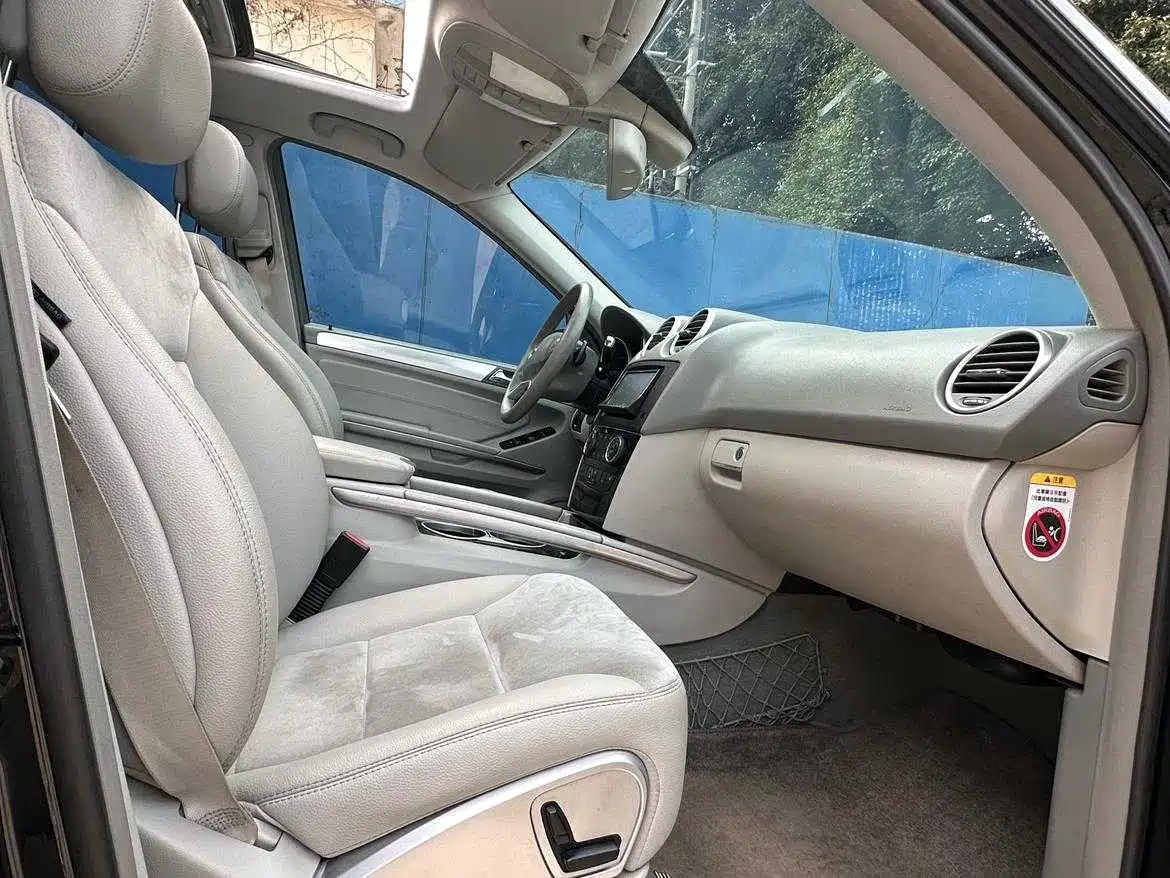 Mercedes-Benz M-Class 2010 ML 300 4MATIC фото 12