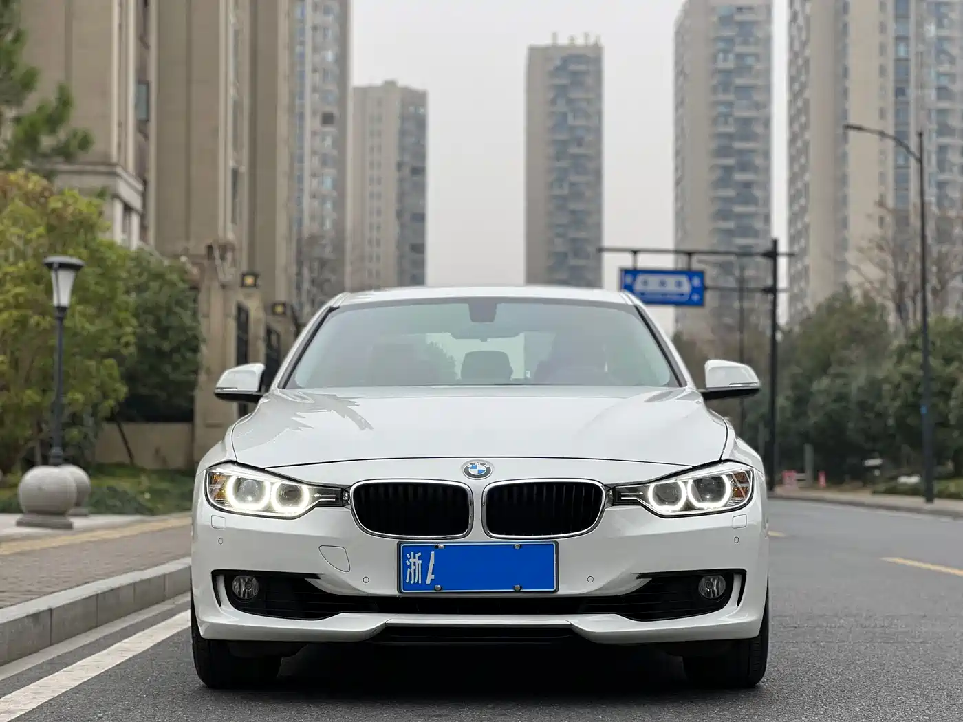 BMW 3 Series 2015 320i Super Joy Fashion фото 2