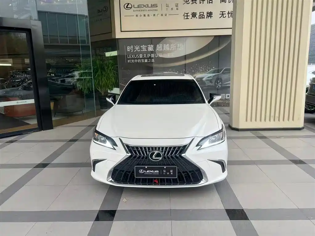 Lexus ES 2023 200 Excellence Edition