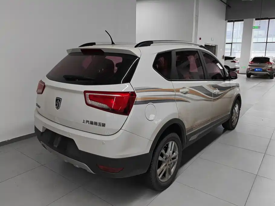 Фото 3 - Baojun 560