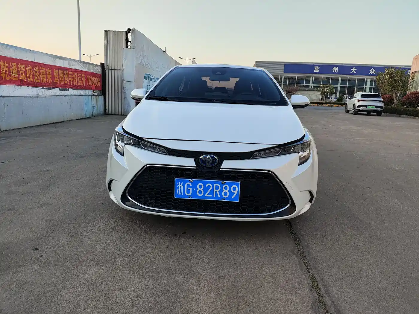Toyota Levin 2022 Dual Engine 1.8H E-CVT Luxury Edition фото 2