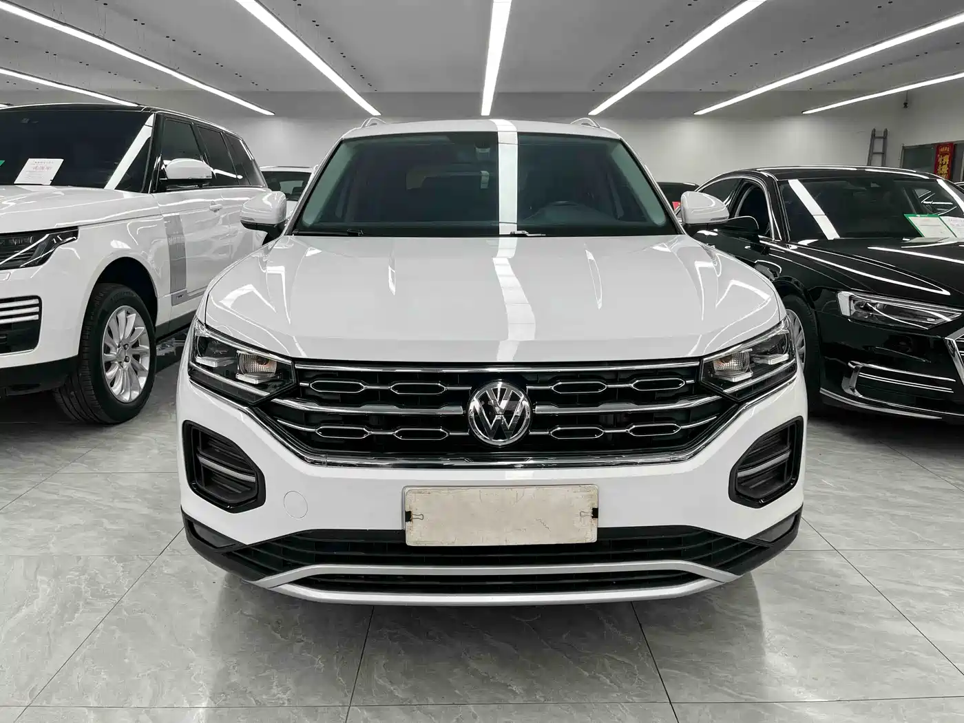 Volkswagen Tayron 2020 330TSI 2WD Luxury Smart Edition фото 2