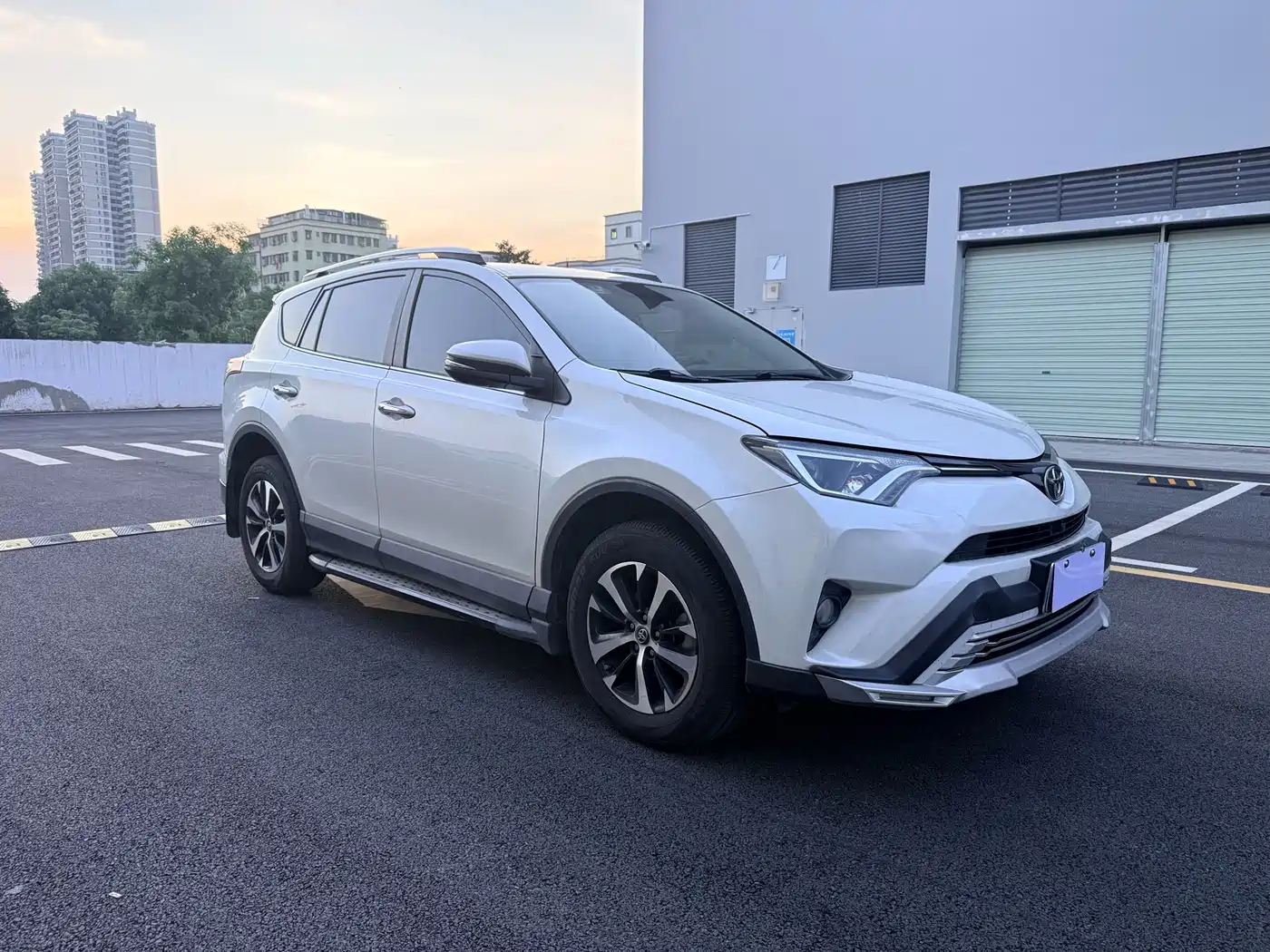 Toyota RAV4 Rongfang 2016 2.0L CVT 2WD Smart (China V) фото 3