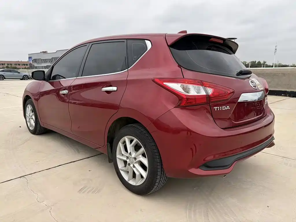 Nissan Tiida, миниатюра 8
