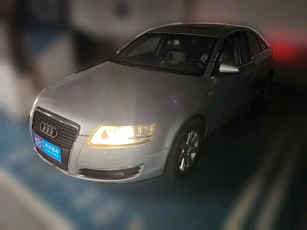 Фото 1 - Audi A6L