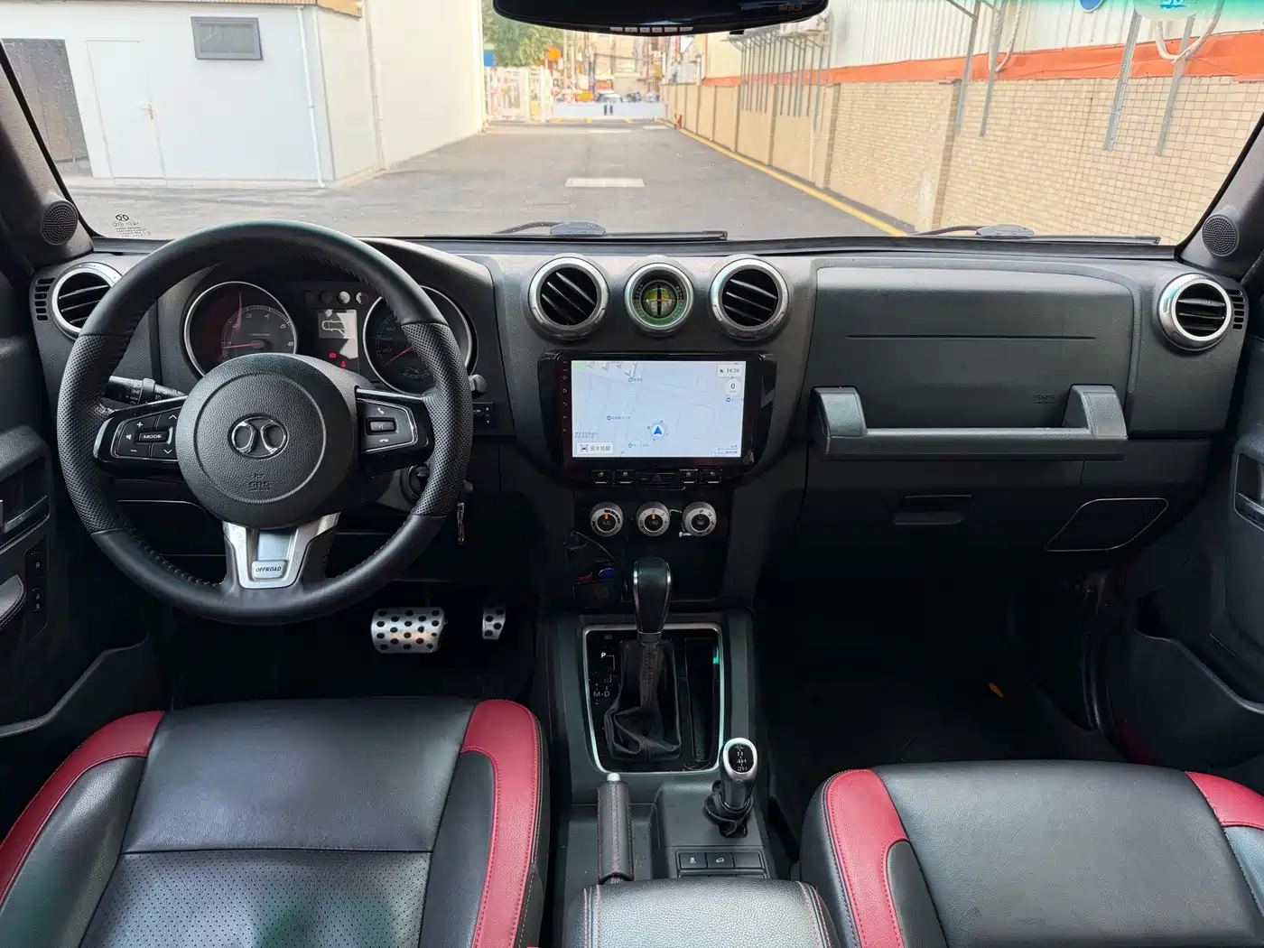 BAIC ORV Beijing Offroad BJ40 2017 40L 2.3T Automatic 4WD China Rally Champion Edition фото 5