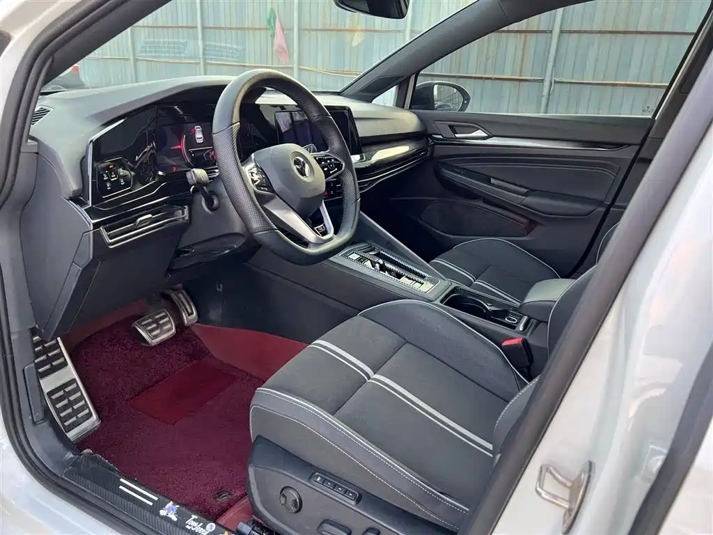 Volkswagen Golf 2023 Facelift 280TSI DSG R-Line Lite фото 10