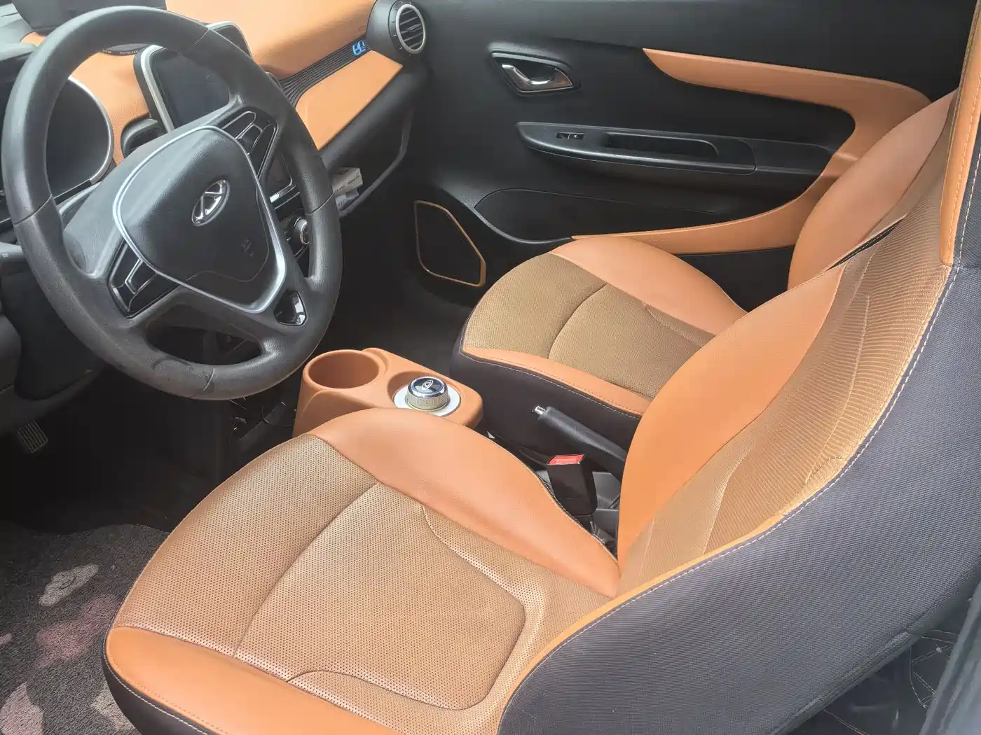 QQ New Energy Little Ant 2019 2018 400 4-Seater Premium Smart Edition