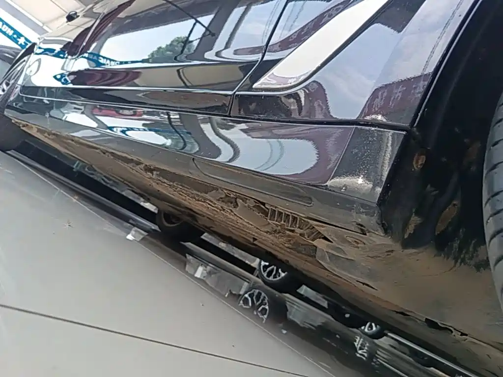 Фото 21 - BMW 5 Series