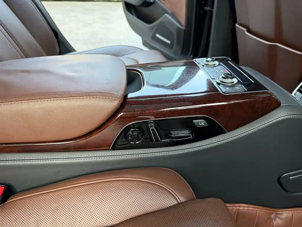 Audi A8 2013 A8L 45 TFSI quattro Luxury фото 18