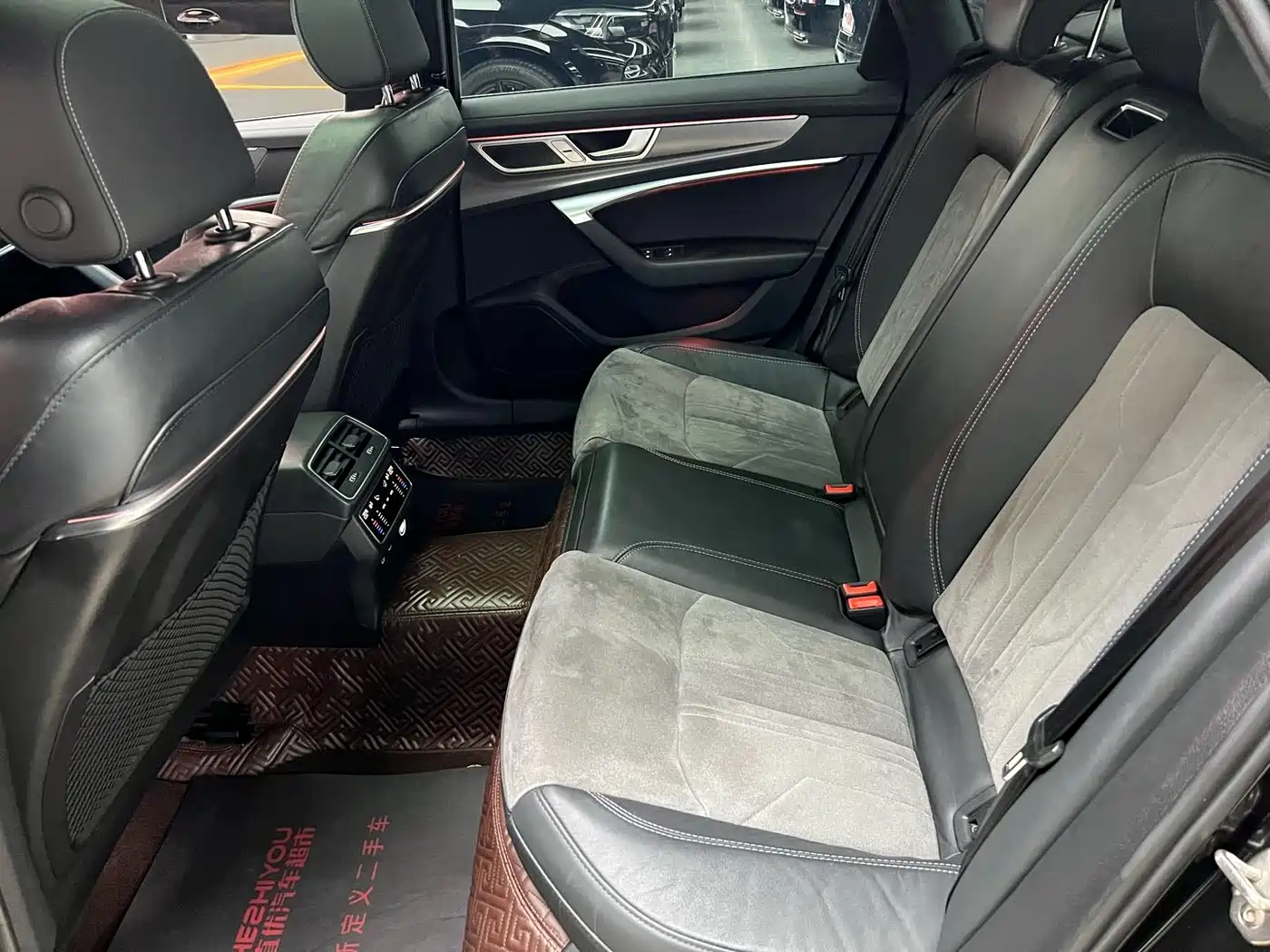 Audi A6L 2023 45 TFSI Premium Selection Dynamic фото 10