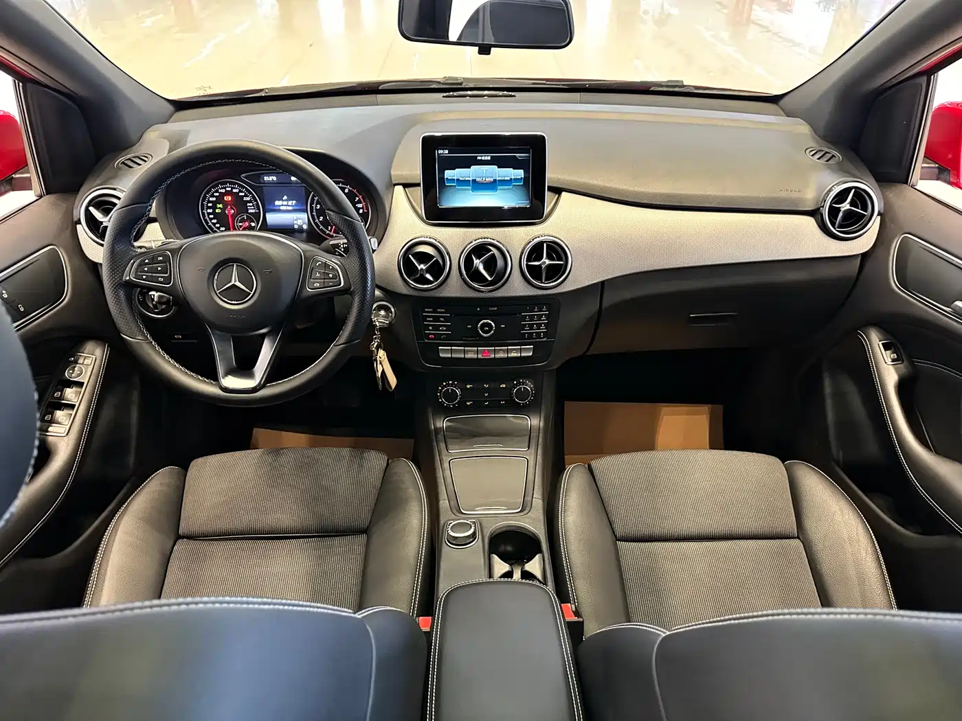 Mercedes-Benz B-Class 2015 B 200 Dynamic фото 16
