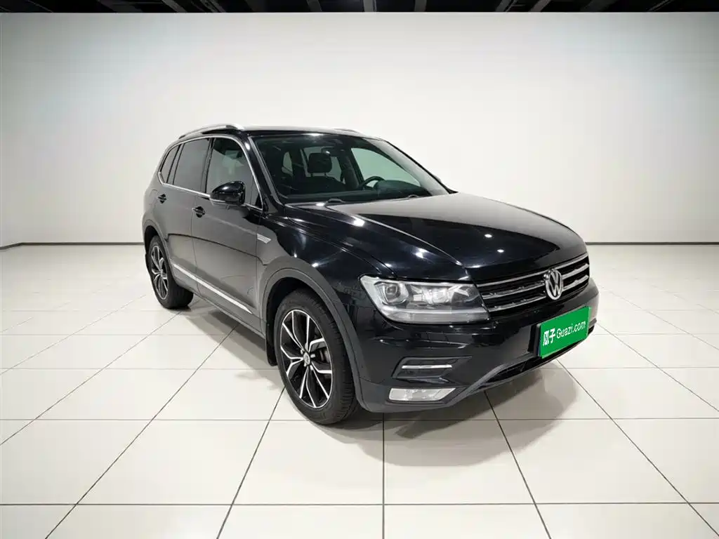 Volkswagen Tiguan L 2019 Facelift 330TSI Auto 2WD Smart Luxury China VI фото 4