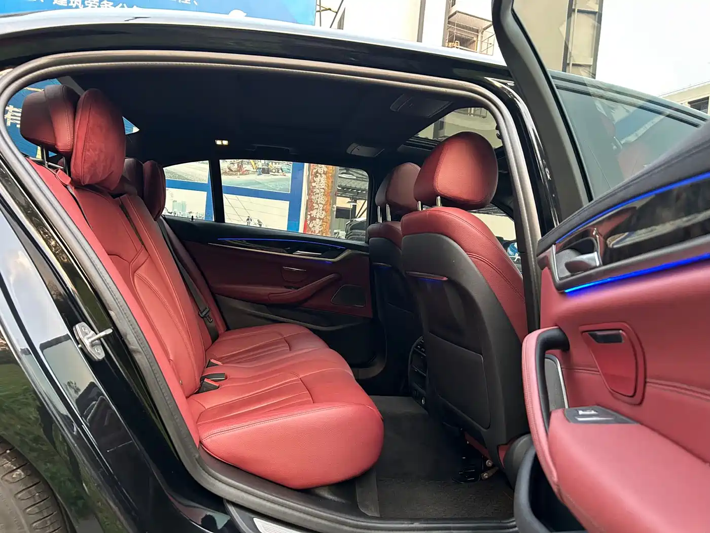 BMW 5 Series 2019 530Li Leading M Sport Package фото 13