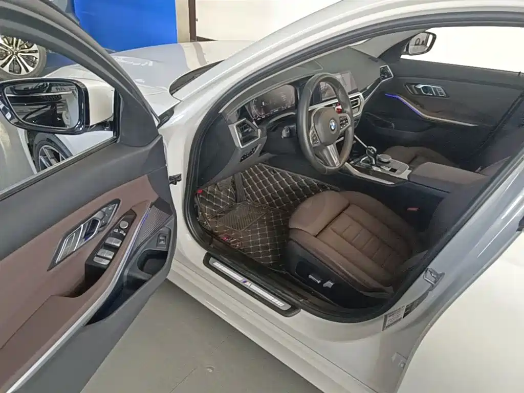 BMW 3 Series 2020 Facelift 325Li M Sport Package фото 16
