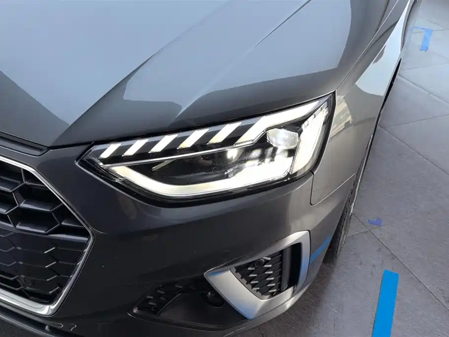 Audi A4L 2020 40 TFSI Fashion Dynamic Edition фото 5