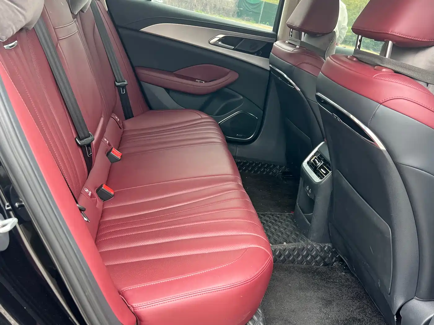 Hongqi H5 2023 1.5T DCT Smart Connect Joy Edition фото 6