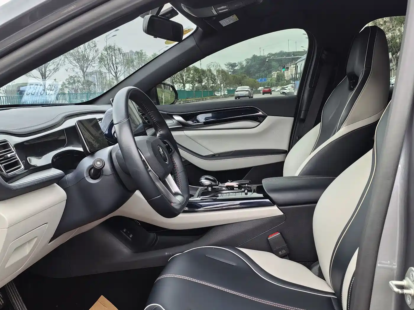 BYD Qin PLUS 2021 DM-i 55KM Flagship фото 7