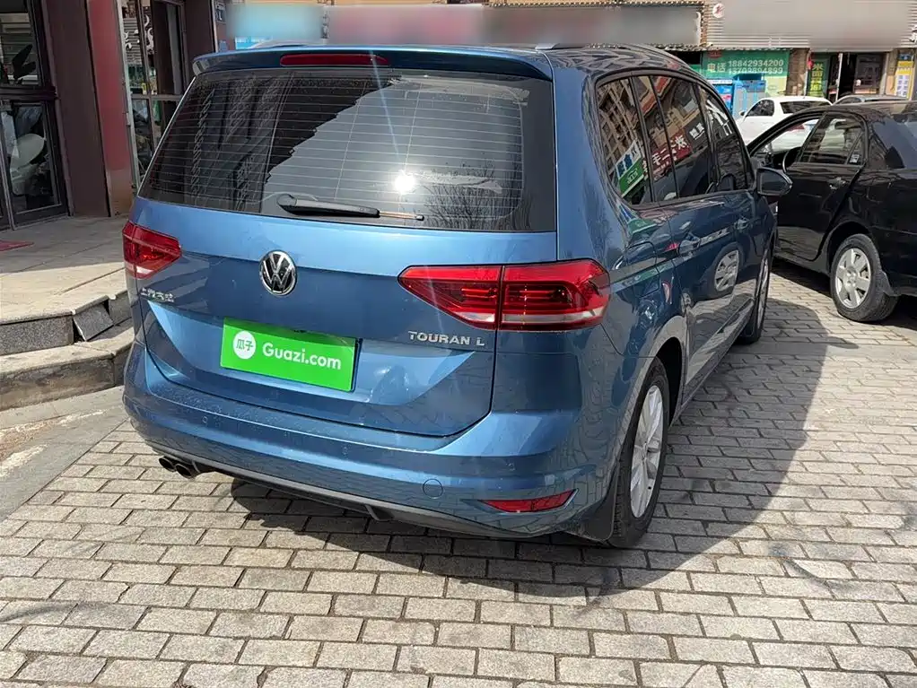 Volkswagen Touran 2018 Touran L 280TSI DSG Comfort 7-seater China V фото 12