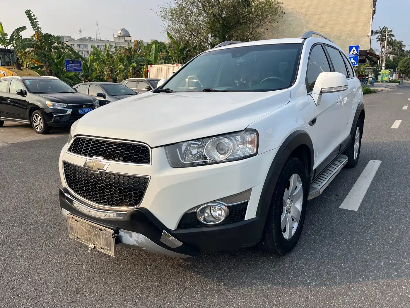 Chevrolet Captiva 2012 Model 2.4L 2WD Urban Edition 5-Seater