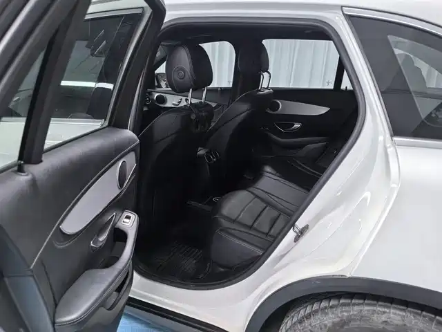 Mercedes-Benz GLC 2016 GLC 200 4MATIC фото 7