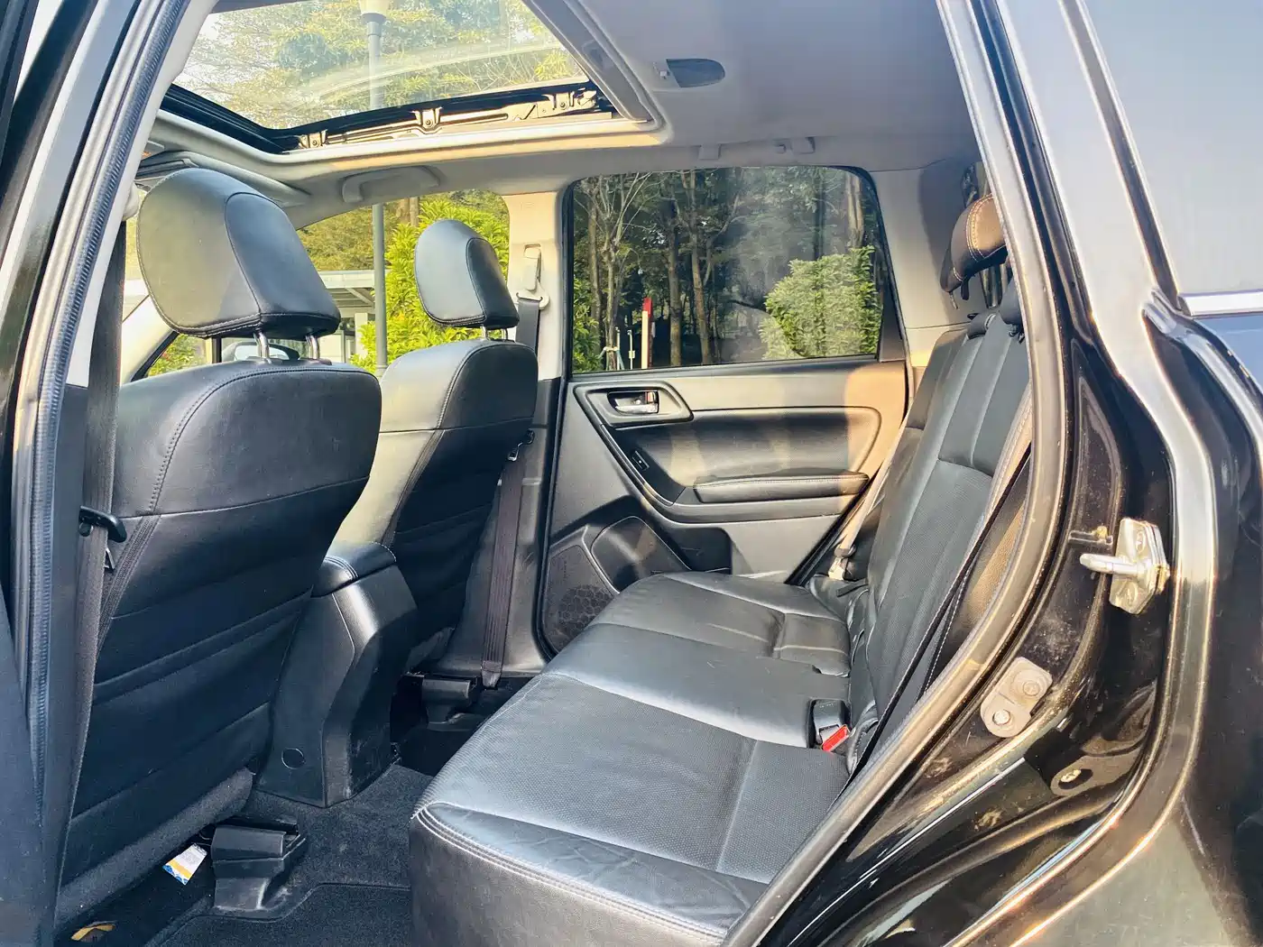 Subaru Forester 2013 2.0i Automatic Luxury Edition фото 12