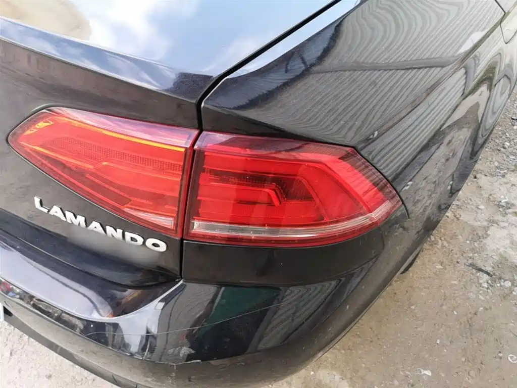 Volkswagen Lamando 2018 230TSI DSG Trend Edition фото 8