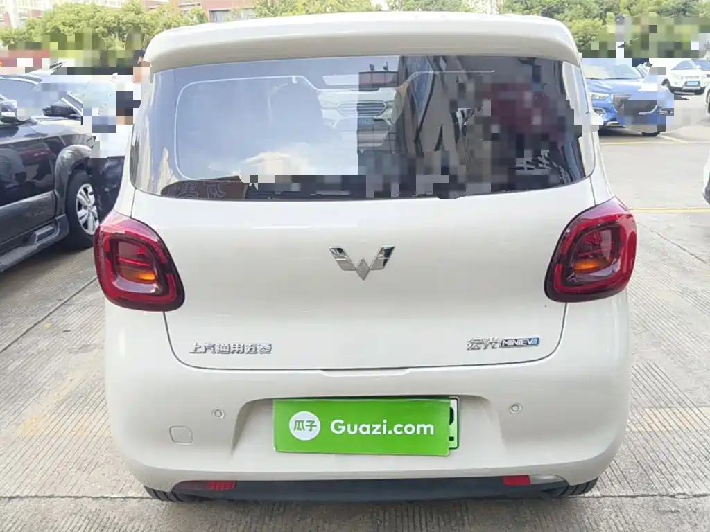 Wuling Motors Hongguang MINIEV 2026 2025 4-Door Advanced