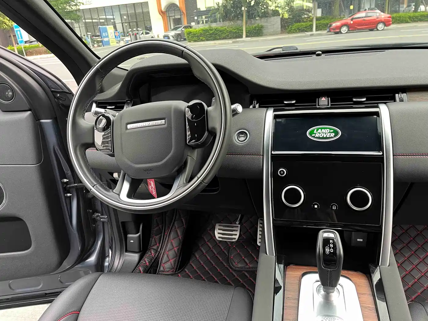 LAND ROVER DISCOVER SPORTS