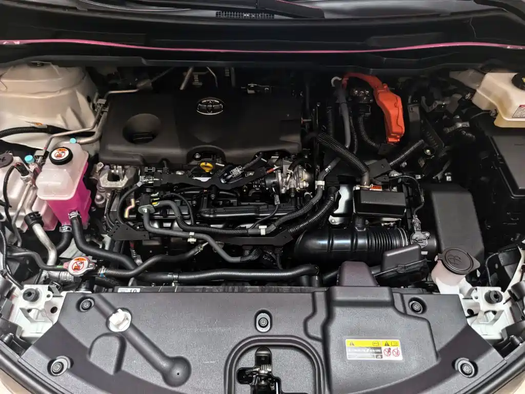 Фото 28 - Toyota Granvia